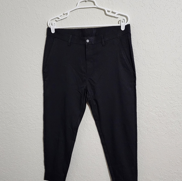 Under 5'10 Joggers - Picture 2 of 5